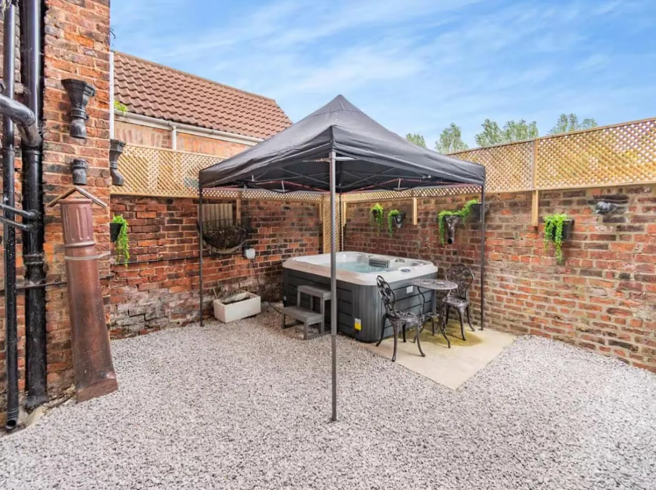 Riverside Georgian House With Hot Tub, Sauna & Parking Selby Storbritannien